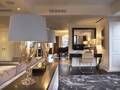 Surrey Hotel photo 1