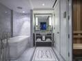 Surrey Hotel photo 9