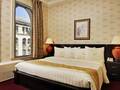 Congress Plaza Hotel photo 11