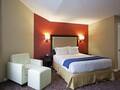 Holiday Inn Express Hotel And Suites Boston Garden photo 9