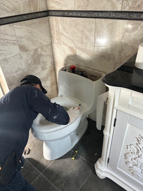 美东管道维修 疏通下水管， 通渠排水管道 为家庭和商业客户提供优质服务 图片 4