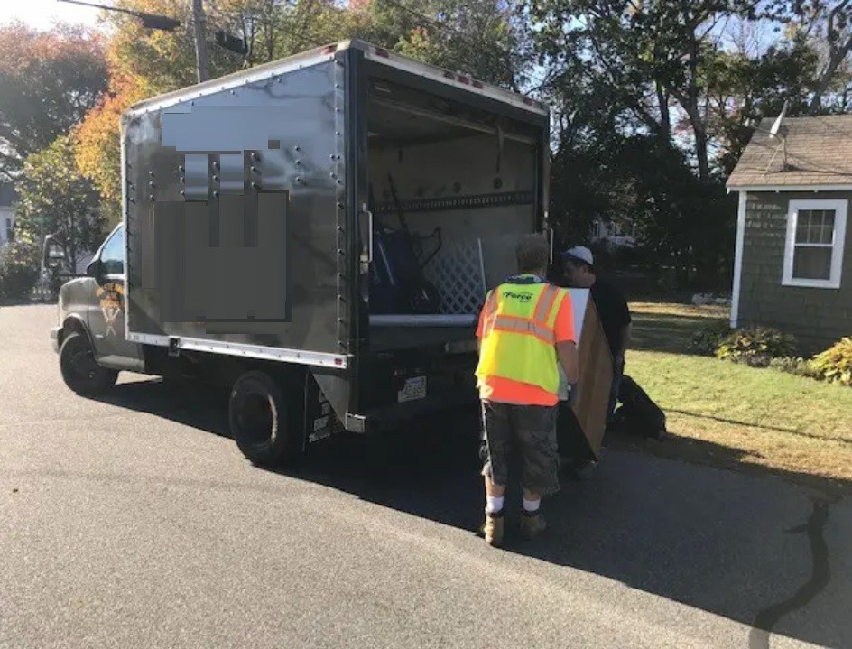 纽约装修群推荐 建筑垃圾清理和运输服务 商业废料和垃圾清理 家庭垃圾清运服务 免费估价 图片 2