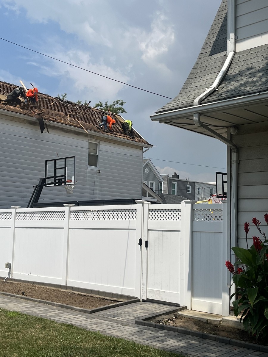 屋顶维修公司,专修屋顶漏水,急修屋顶漏雨,清理水槽等各类屋顶问题维修 NJ photo 9
