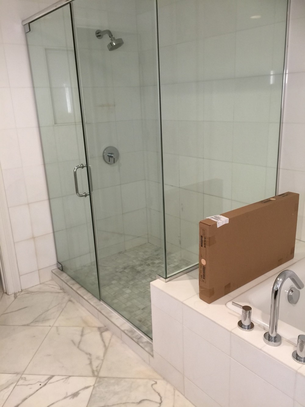 居家装修 傅师傅 - 房屋翻新,室内装修,厨房装修,浴卫翻新,加建改建,擅精木工,水电管道 photo 4