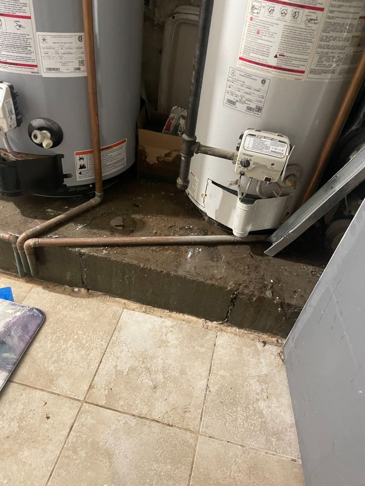 实达水管維修公司承接通修水管,水管維修,专业修理水管并疏通下水道,包通水管,急修漏水,修换热水炉 photo 9