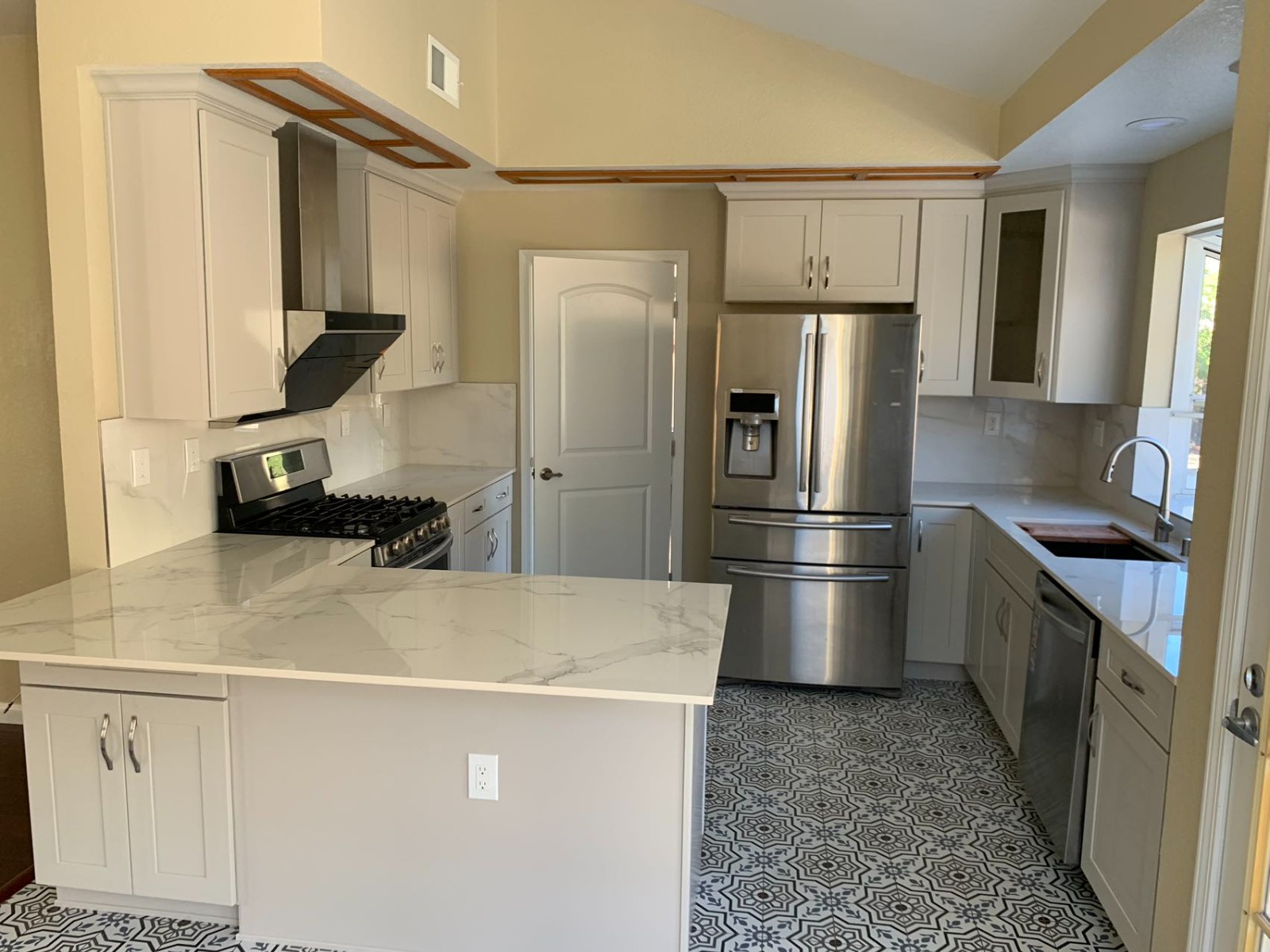 永盛装修/油漆 免费上门估价！510-387-1740 photo 9