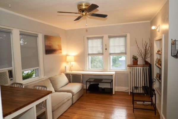 Quincy Center 1bdr /1ba $215,000 USD MA photo 3