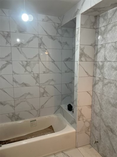房屋装修，改建新建房屋，厨房浴室翻新找纽约皇家装修 图片 2