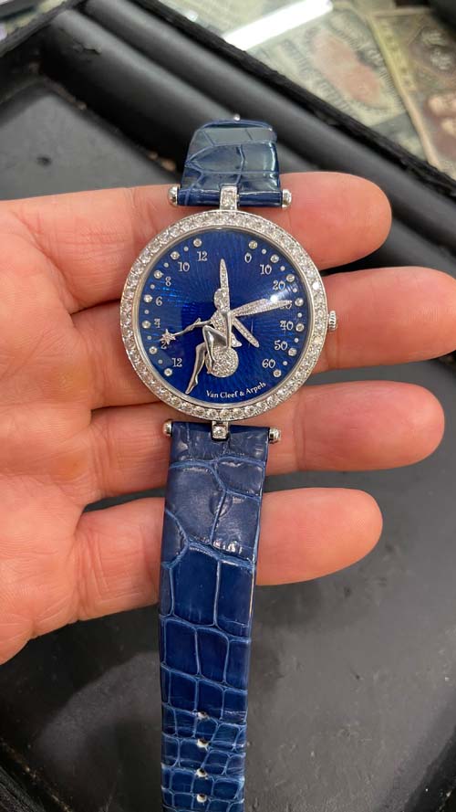 AVALON PAWN & JEWELRY 图片 1