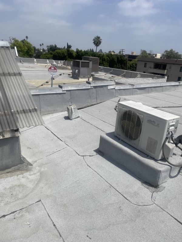 立誠冷暖空調電氣工程 图片 5