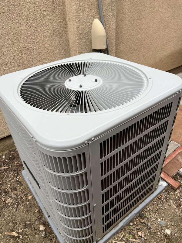 小牛冷暖空調維修 photo 8