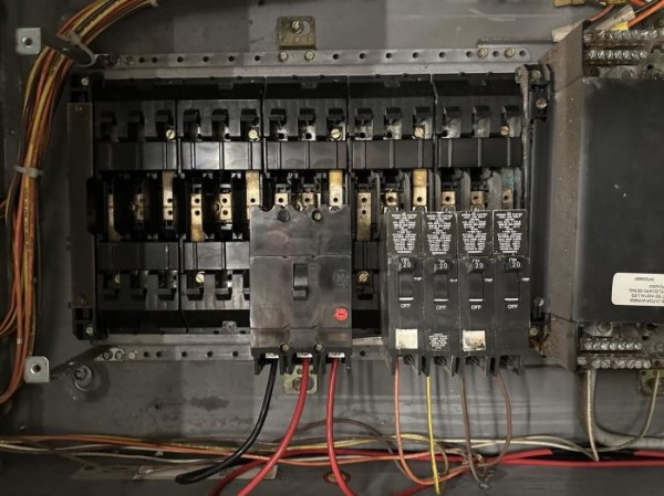 太平洋電氣工程─專業執照電工 图片 4