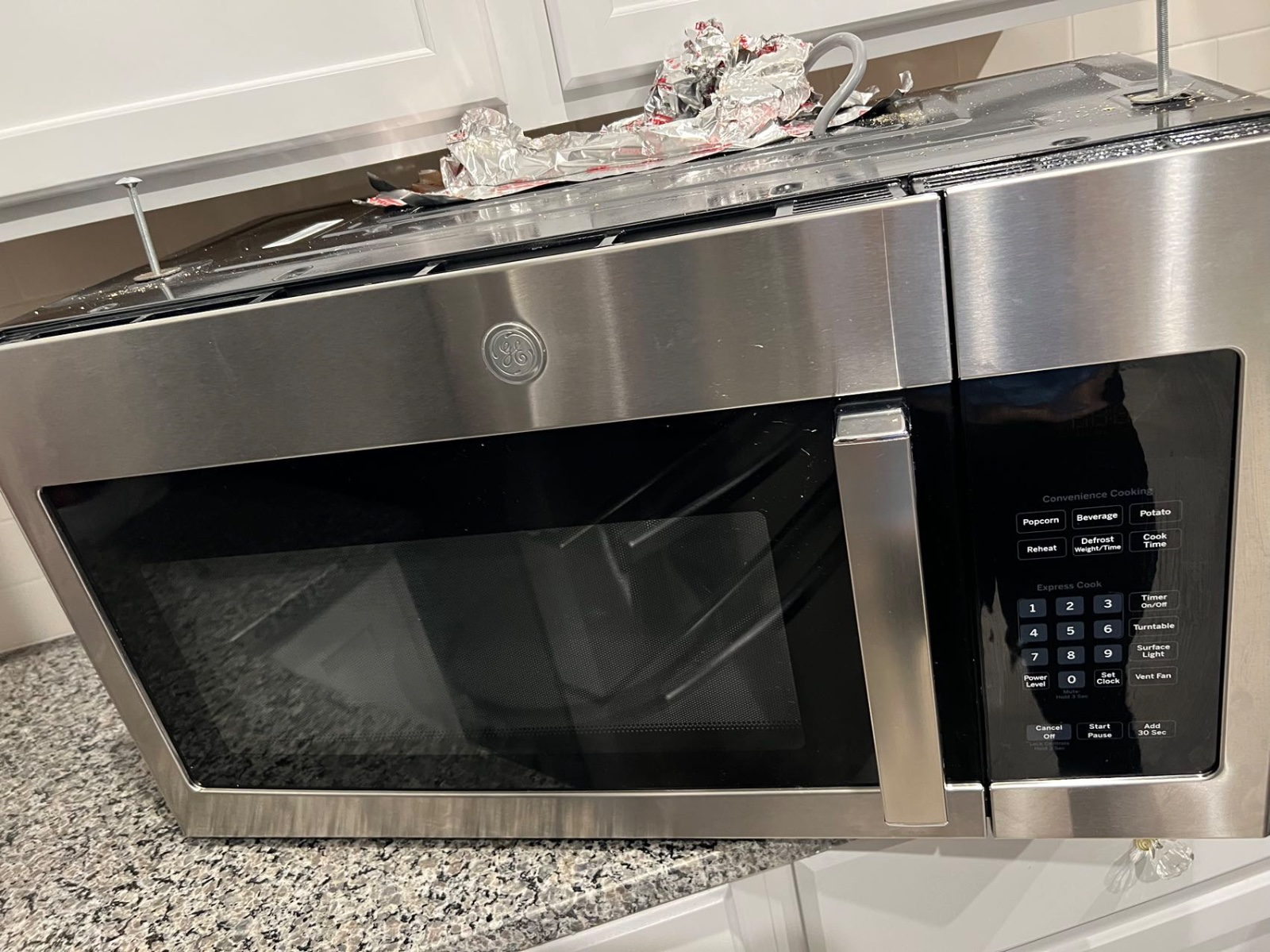 Brand new microwave photo 2