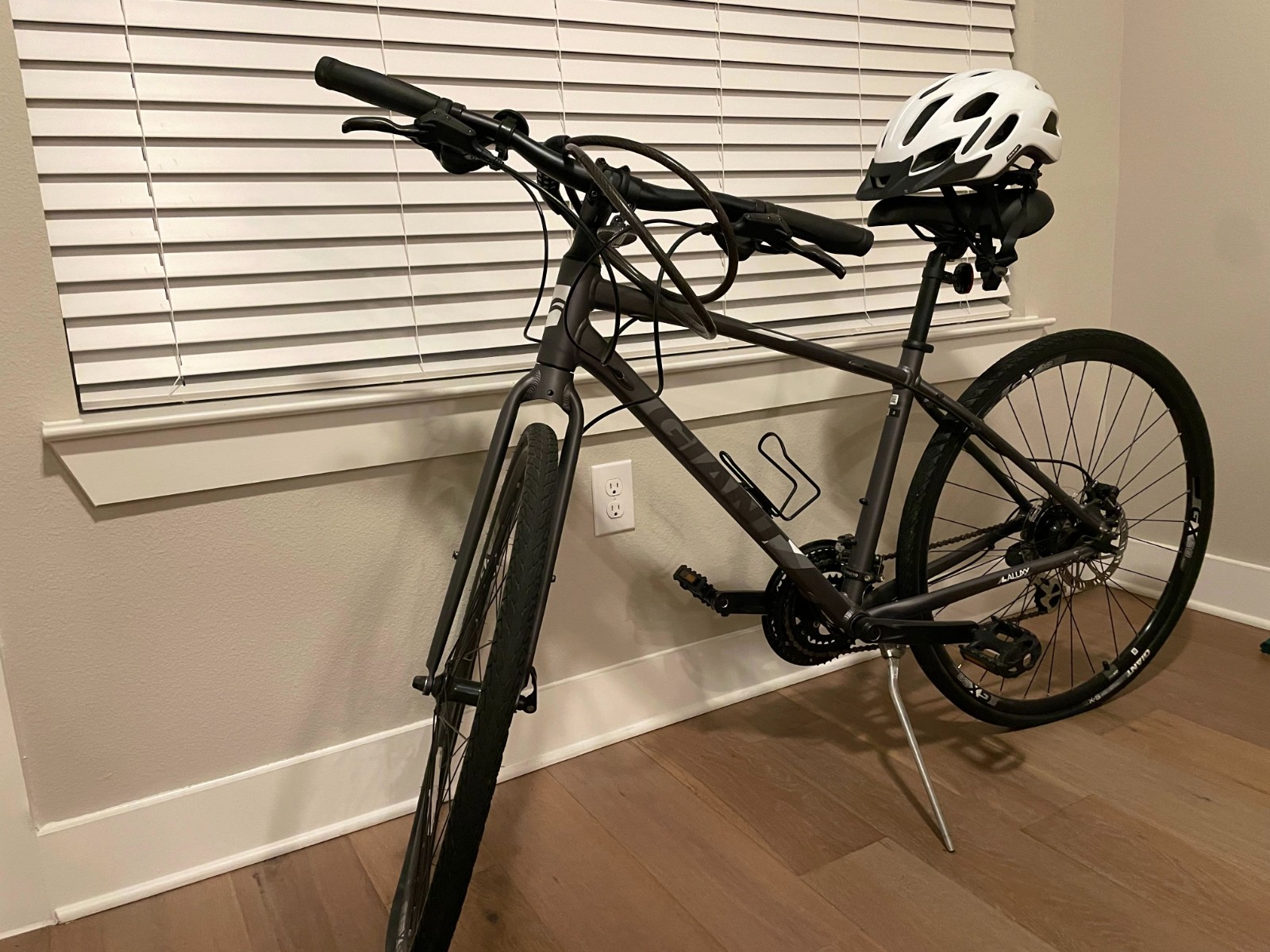Furnished bicycle for sale in good condition photo 6