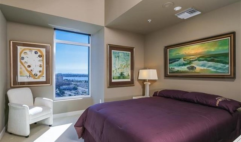 Sapphire Tower condos for sale in San Diego, California photo 8