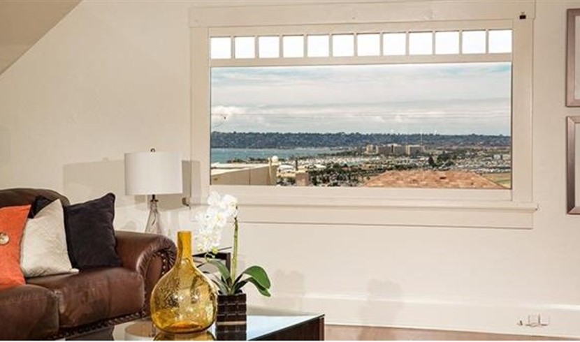 Oversized 4 bedrooms and 4 bathrooms villa for sale in San Diego, California photo 6