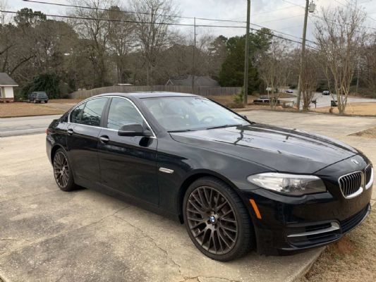 Graduation car sales BMW528i low price photo 5