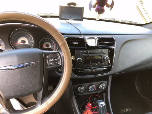 2012 Chrysler 200LX photo 6