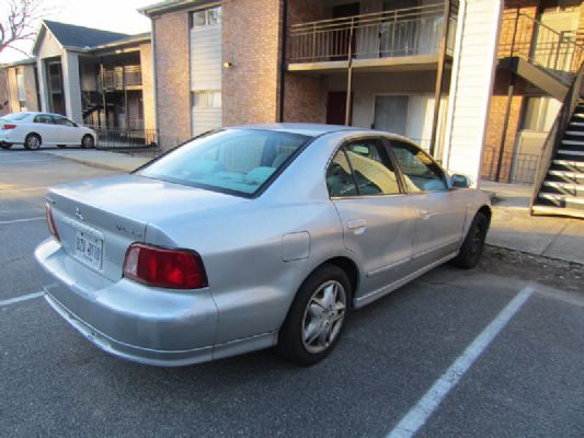 2500 Mitsubishi cars for sale photo 5