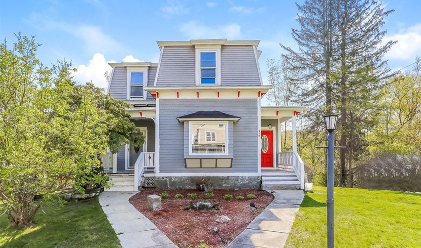 Newly Renovated Single Family House photo 4