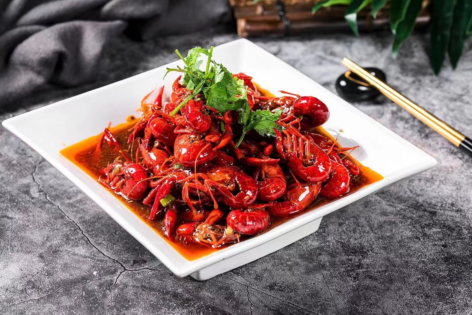 法拉盛中餐诚聘熟手抓码和炒锅师傅