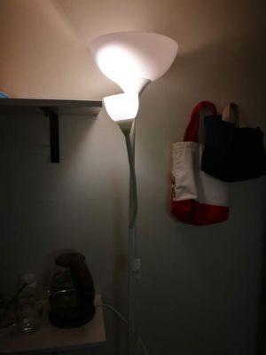 floor lamp