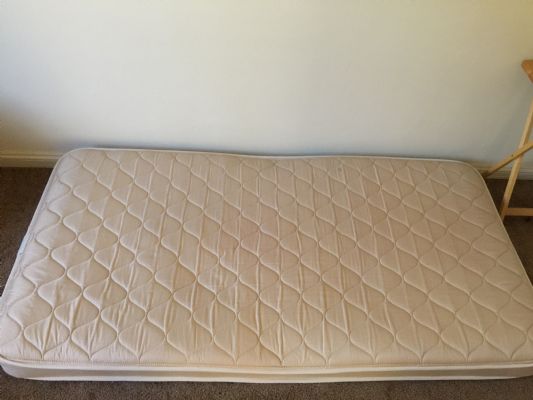 Returning to China soon, selling furniture, mattresses, microwave ovens, etc. at low prices photo 7