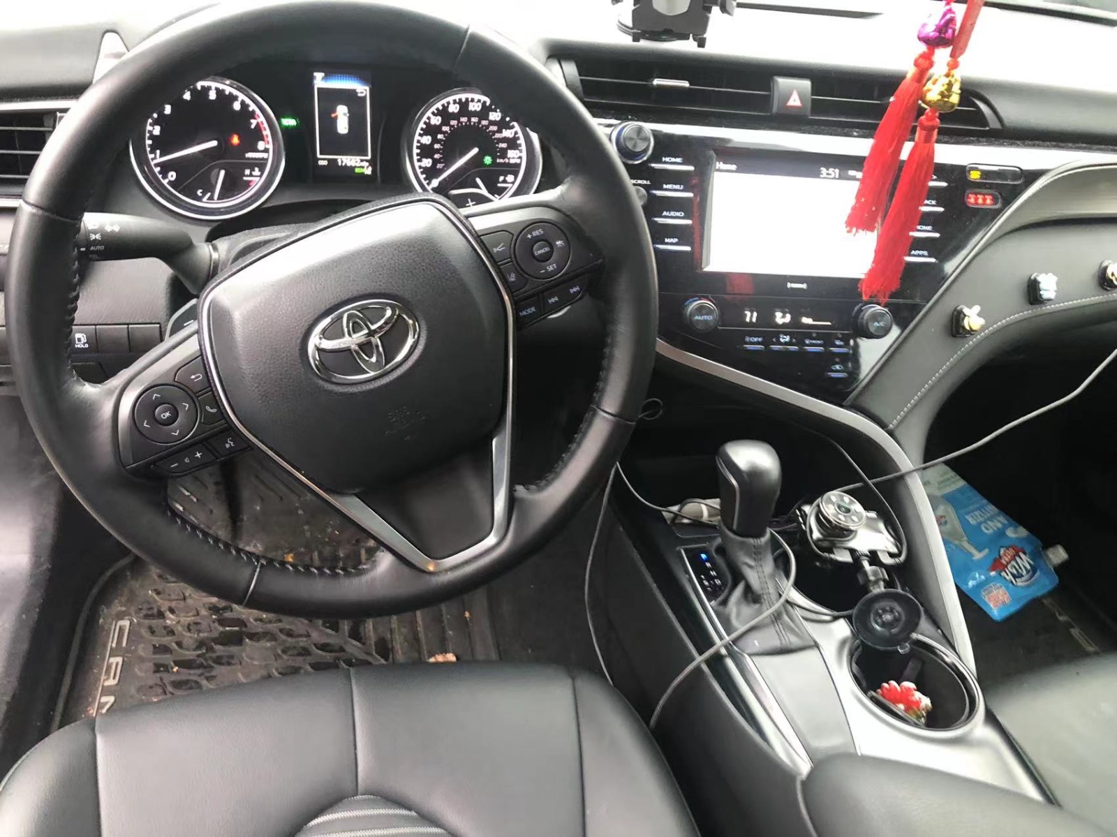 Current car 2020 Camry Se photo 7