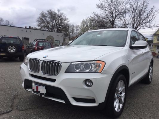 Returned to China to sell the car. 2013 BMW X3 EXCELLENT CONDITION. Beautiful price. Very clean. 90% new. Sincere sale price is negotiable. photo 7
