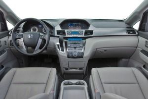 Chicago Chinese taxi pick-up and drop-off, e-hailing car, business travel charter photo 4