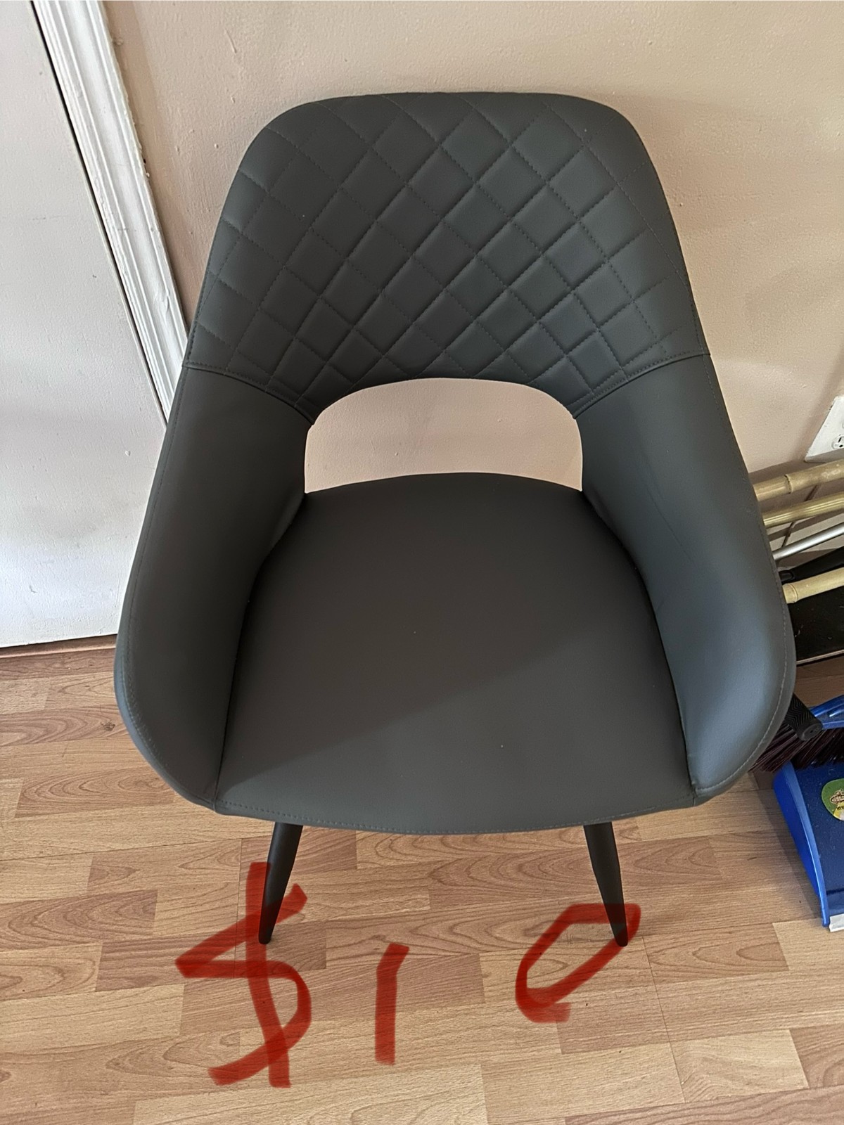 Cheap and unused products, chairs, floor lamps, computers, shelves, etc.
