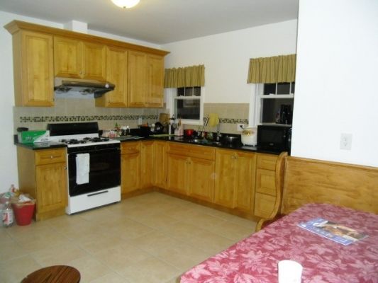 Boston Malden Center Family Hotel, rooms available for short-term, long-term, and daily rental, 2 minutes to the subway