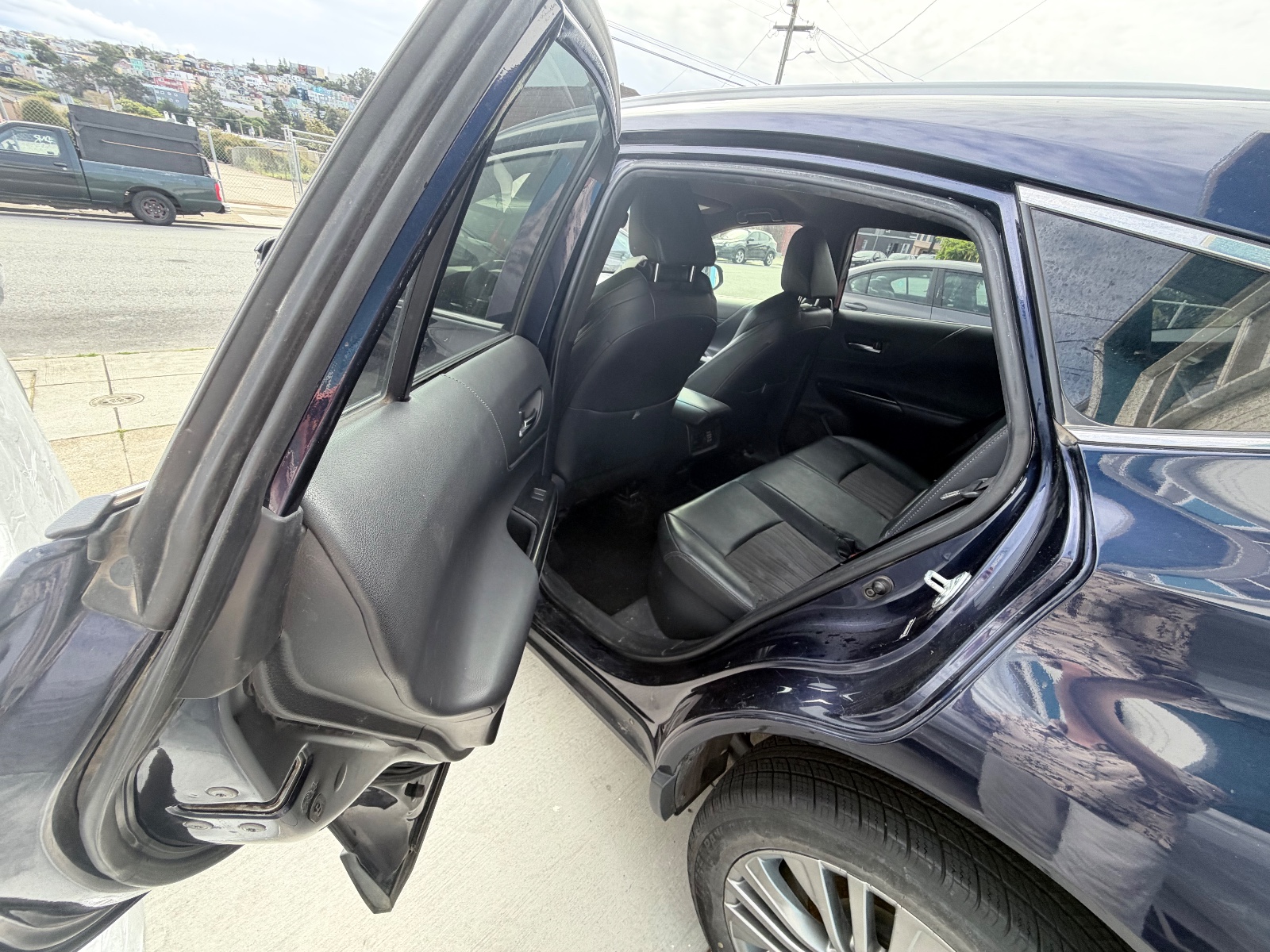 2021 Toyota Venza hybrid XLE four-wheel drive priced at 2.2w, the lowest price in the United States [Bay Area hybrid electric used car]