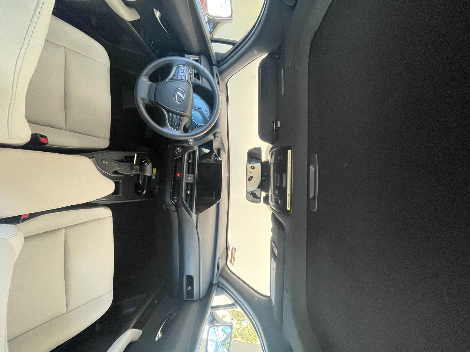 Super fuel-efficient hybrid vehicle Hybrid photo 4