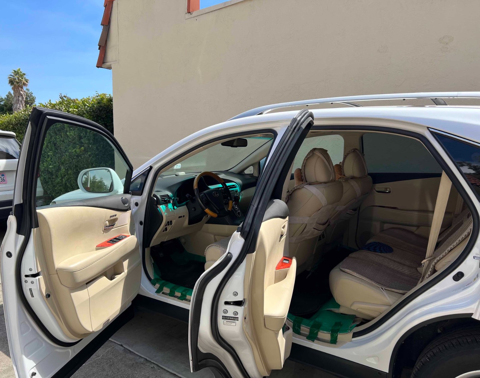 2010 Lexus luxury SUV Rx350, low mileage, good condition photo 5