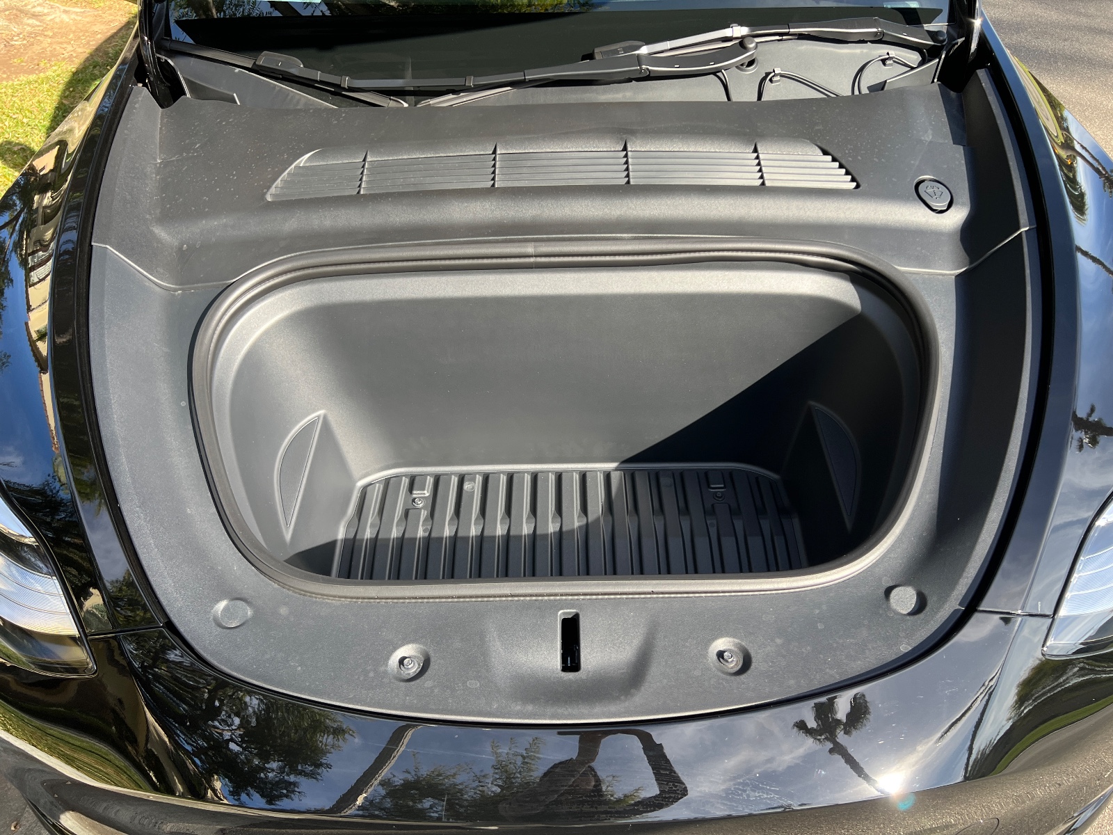2023 Tesla Model Y long-range version 5-seat four-wheel drive SUV photo 7