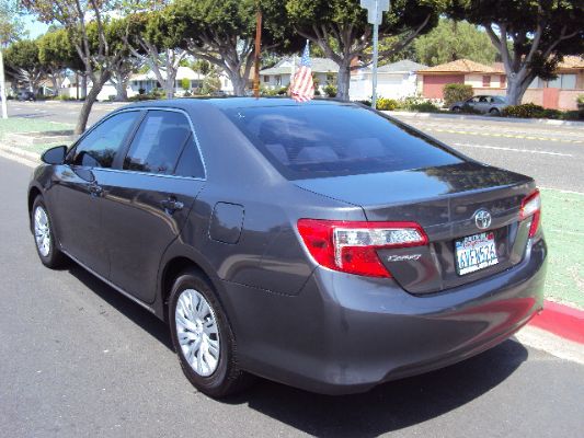 2012 Toyota Camry LE 53520 Miles photo 5