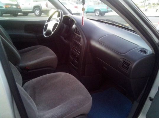 oakland出售自用7人Nissan van 电话 5104170400 图片 5