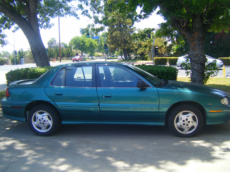 1998 Pontiac sold for super cheap