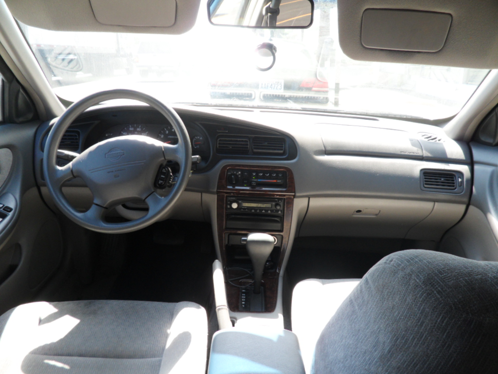 Nissan Altima GXE 出售! 图片 6