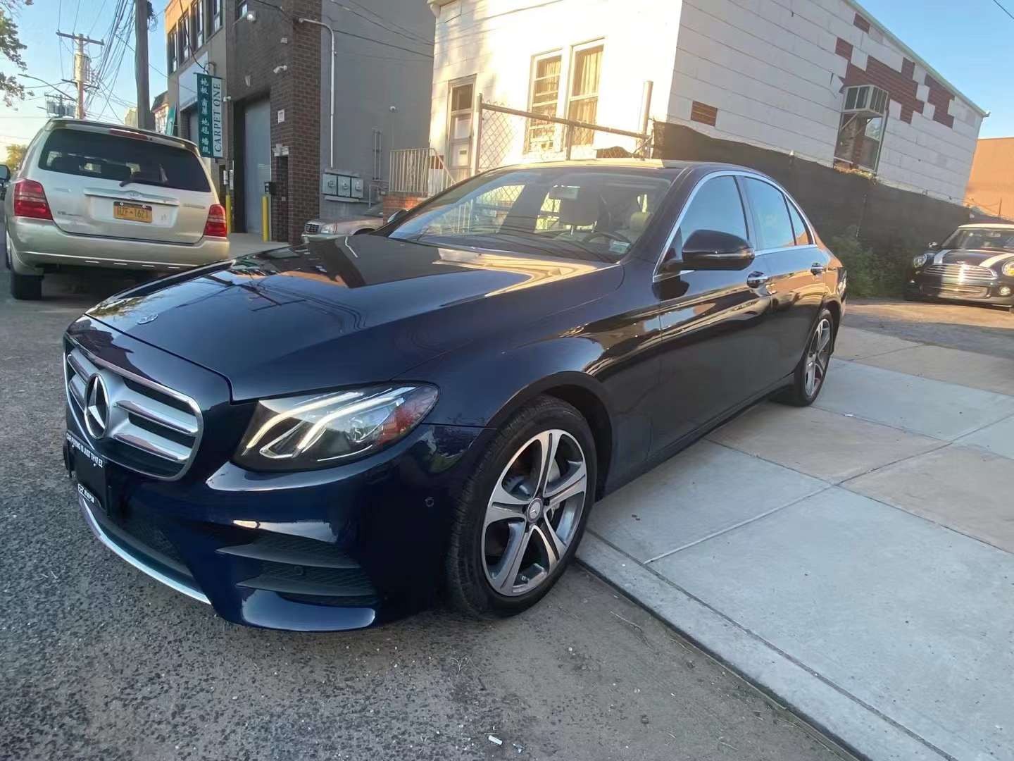 2017年BENZ奔驰 E300 图片 5