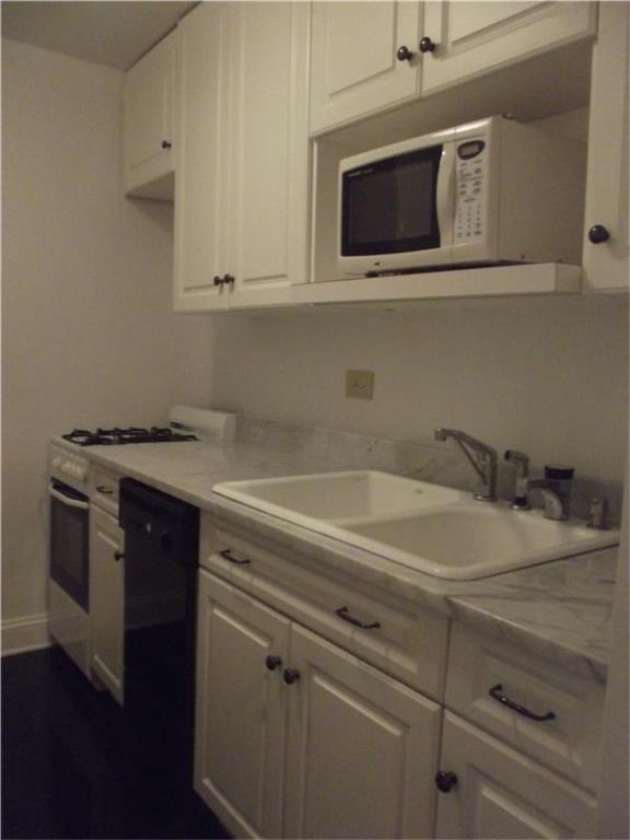 RENTOVATED KITCHEN