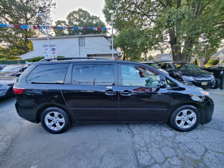 2017年Sienna LE 車況一級棒 价格美丽 图片 7