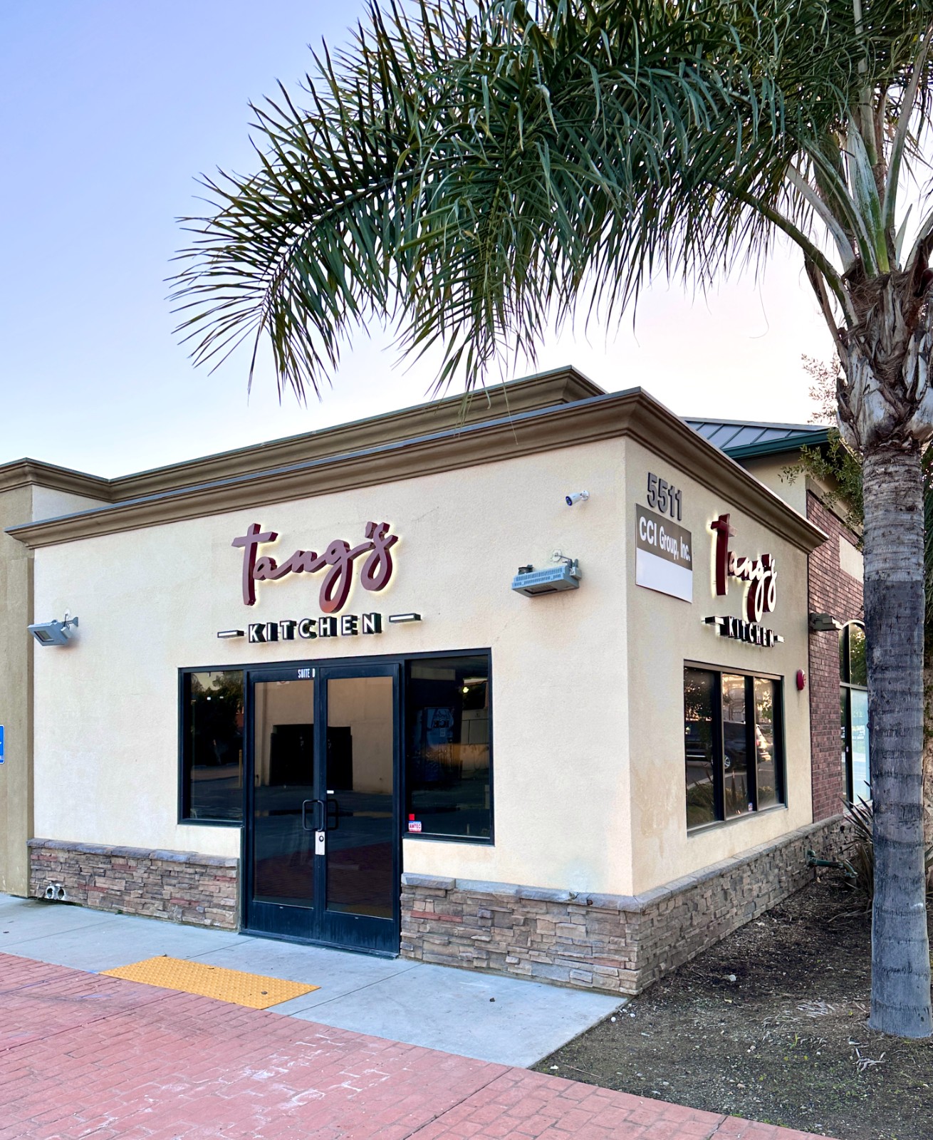Fast food restaurant hiring photo 2