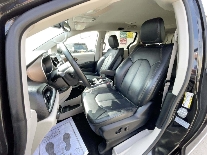 高价收购二手车、出售2017 Chrysler Pacifica Touring-L 图片 10