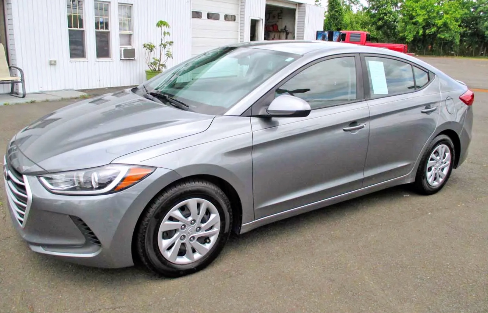2018 Hyundai Elantra 售价$13850 图片 2