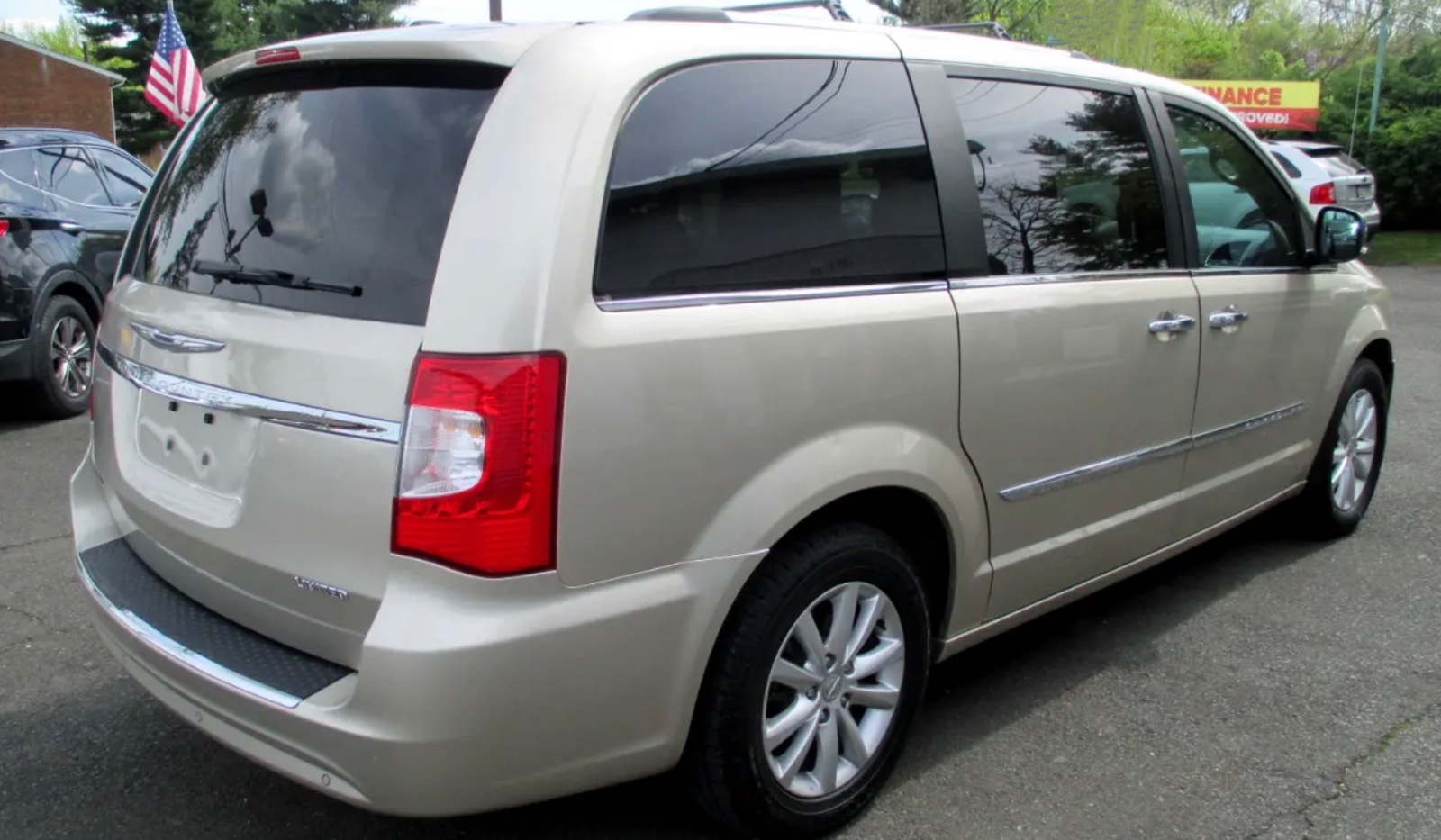 2015 Chrysler Town & Country Limited 售价12950 图片 3