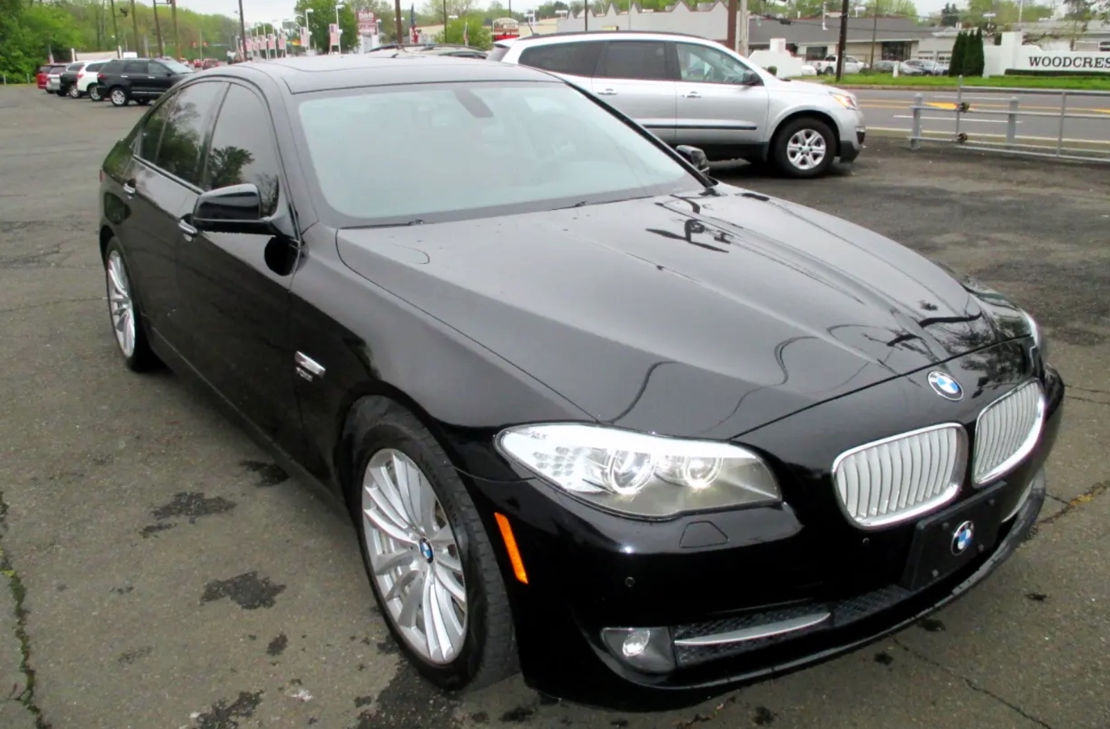 2011 BMW 5 Series 550i xDrive AWD 售价13980