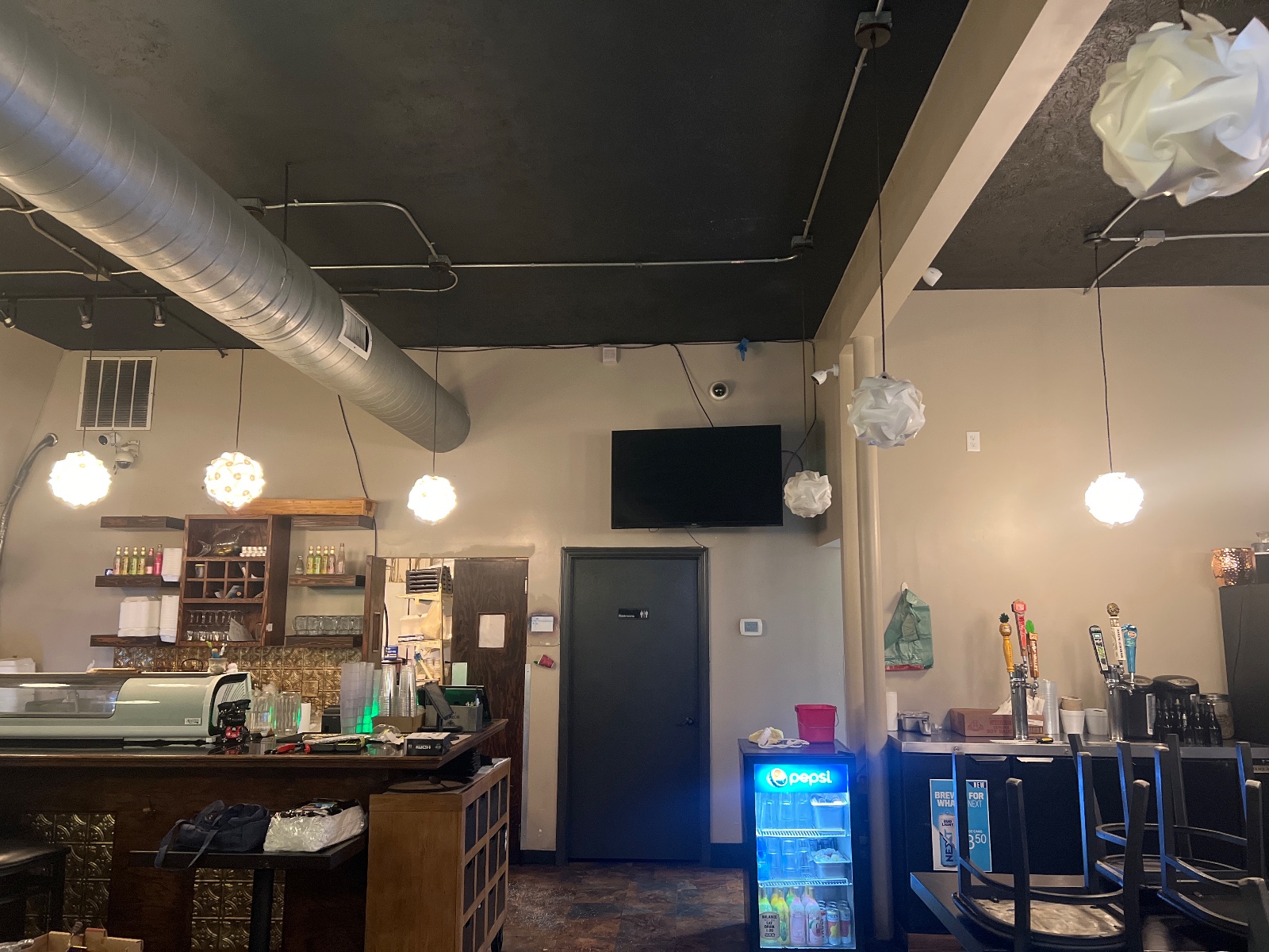 Japanese restaurant looking for sushi chef photo 4