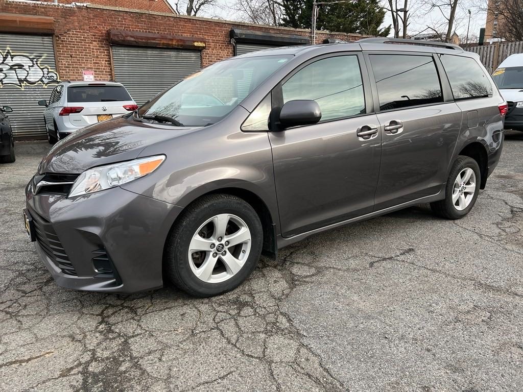 Ideal auto 时代车行,最低价2020年Toyota sienna 图片 4